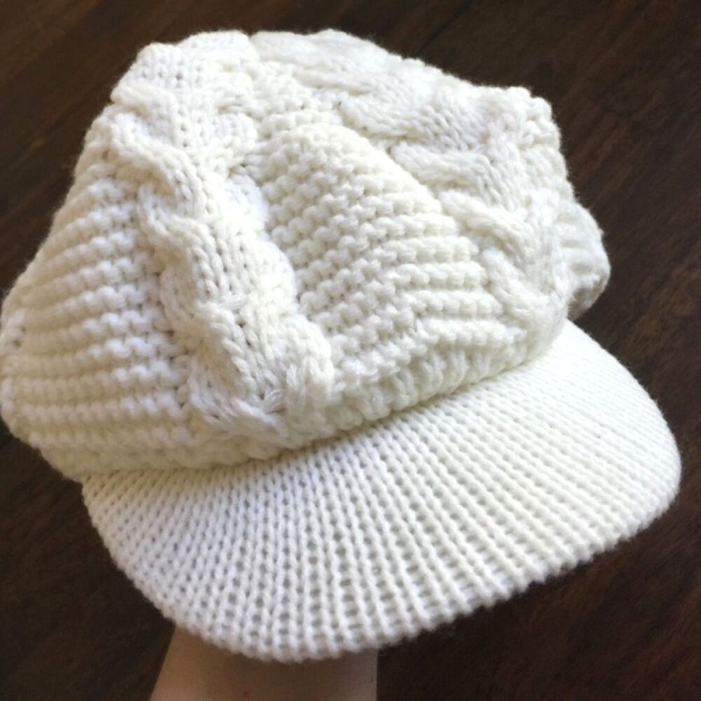 Unbranded Women's White Cable Knit Newsboy Hat Visor Brim Slouchy Beanie O/S